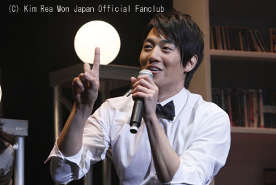 http://www.asian-hana.com/0425fanmeeting04-1.jpg