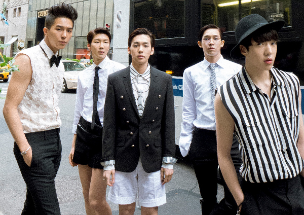 http://www.asian-hana.com/20140825WINNER%20main%20A%E5%86%99%E2%91%A1.jpg