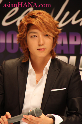 http://www.asian-hana.com/Leejunki18.jpg