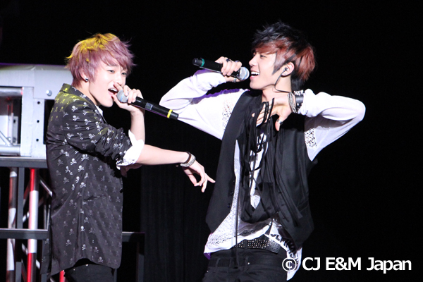 http://www.asian-hana.com/img/00L.JOE_CHANGJO.jpg